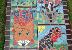 [ Using colourful DIY mosaic ]